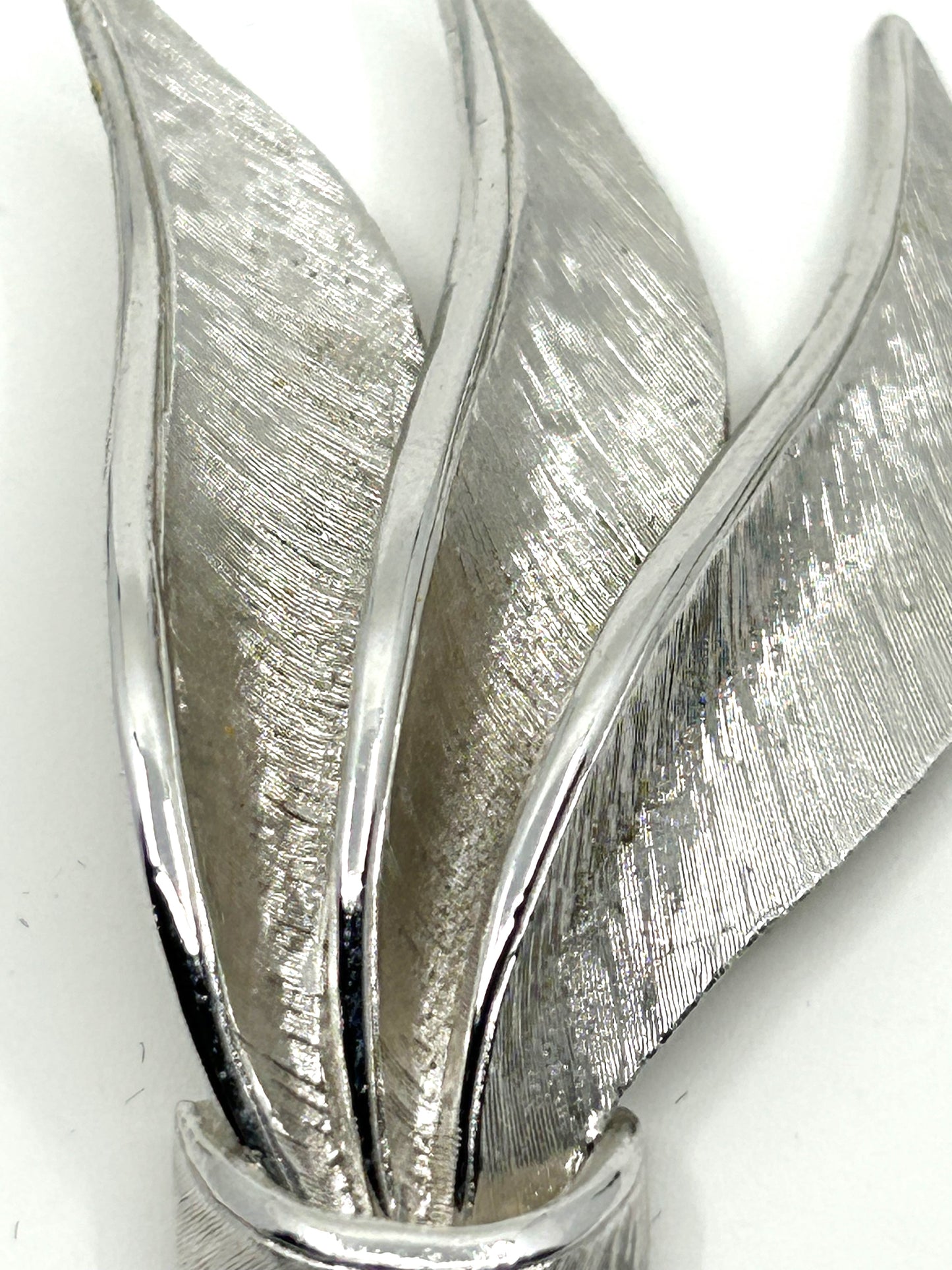 Vintage 3 Leaf Textured Silver Look Brooch