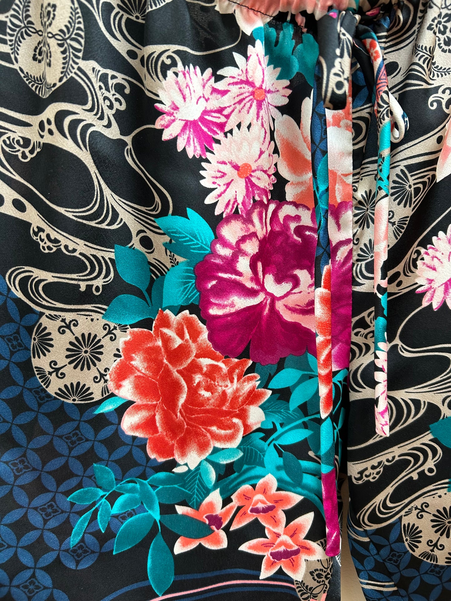 NATORI Asian Florals on Black Mandarin Collar Silky Satin Pajama Set