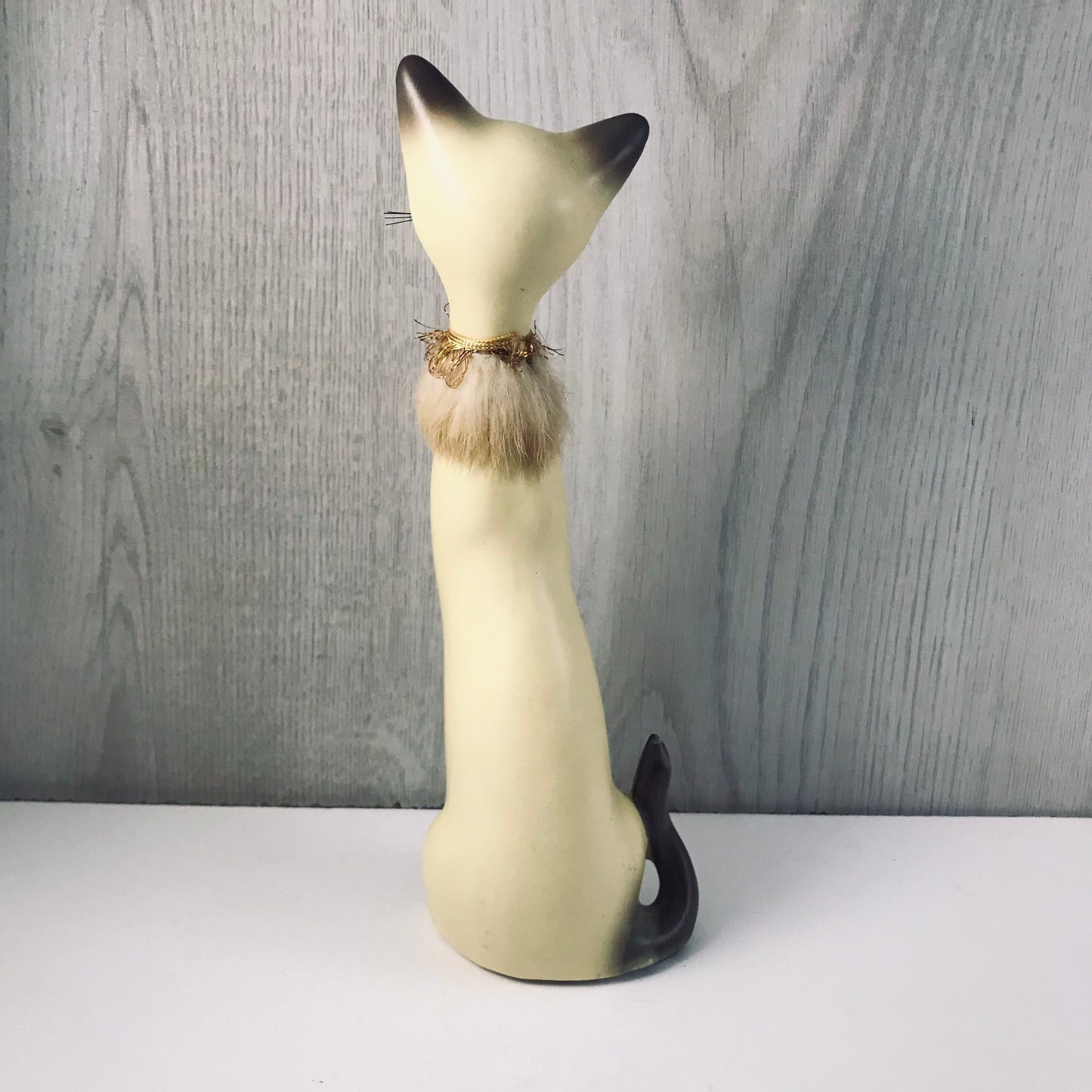 Vintage Giftcraft Trio of Siamese Sitting Ceramic Cats, Furry Gold and Silver Trimmed Collars