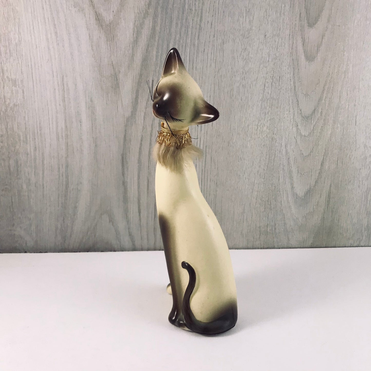 Vintage Giftcraft Trio of Siamese Sitting Ceramic Cats, Furry Gold and Silver Trimmed Collars