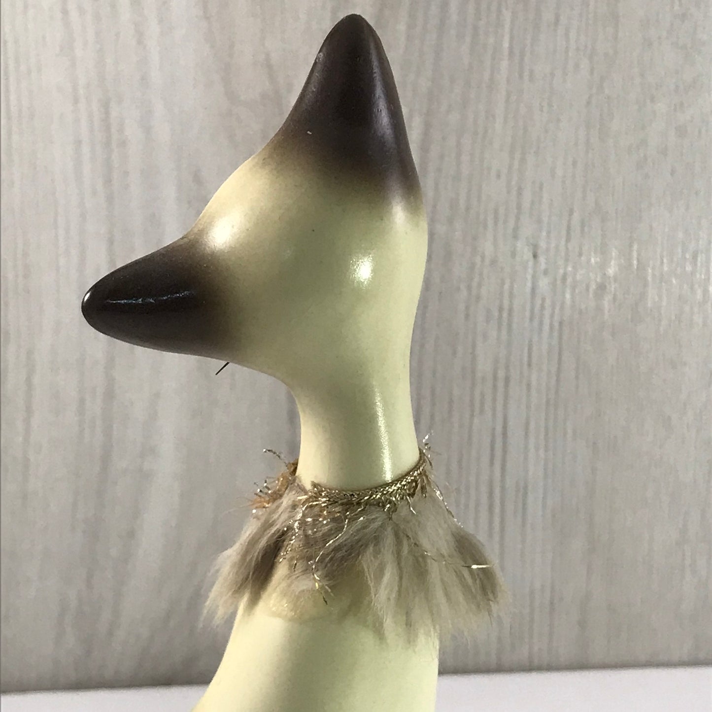 Vintage Giftcraft Trio of Siamese Sitting Ceramic Cats, Furry Gold and Silver Trimmed Collars