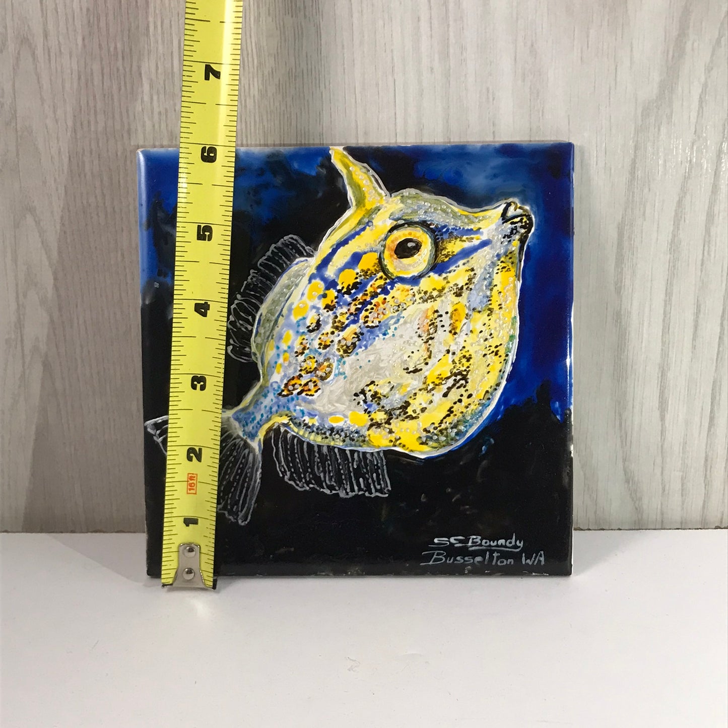 Sherrilyn Boundy Yellow / Blue Puffy Fish Wall Décor Tile