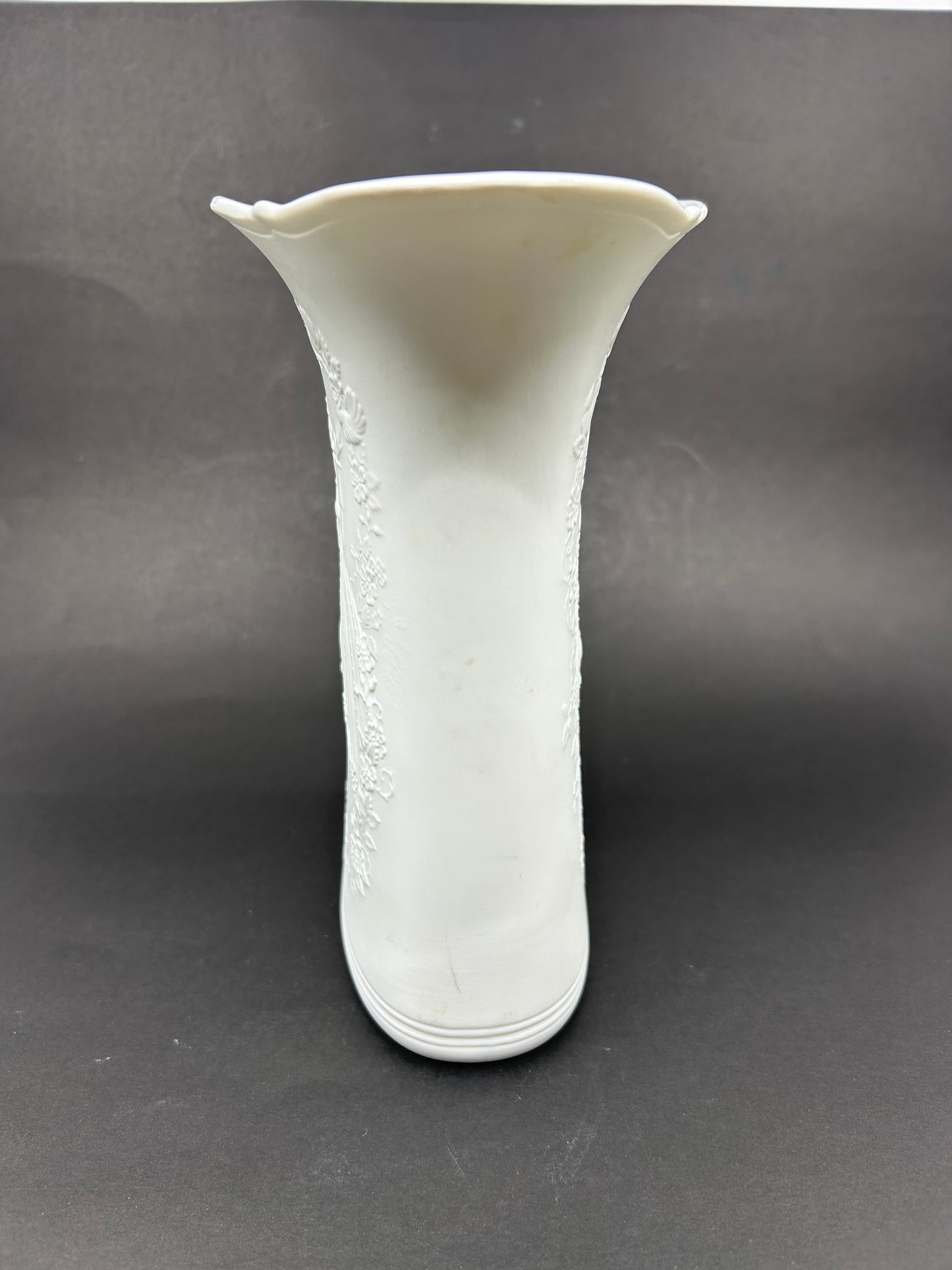 AK Kaiser White Porcelain Bisque Vase - Princess and the Cat Raised Motif