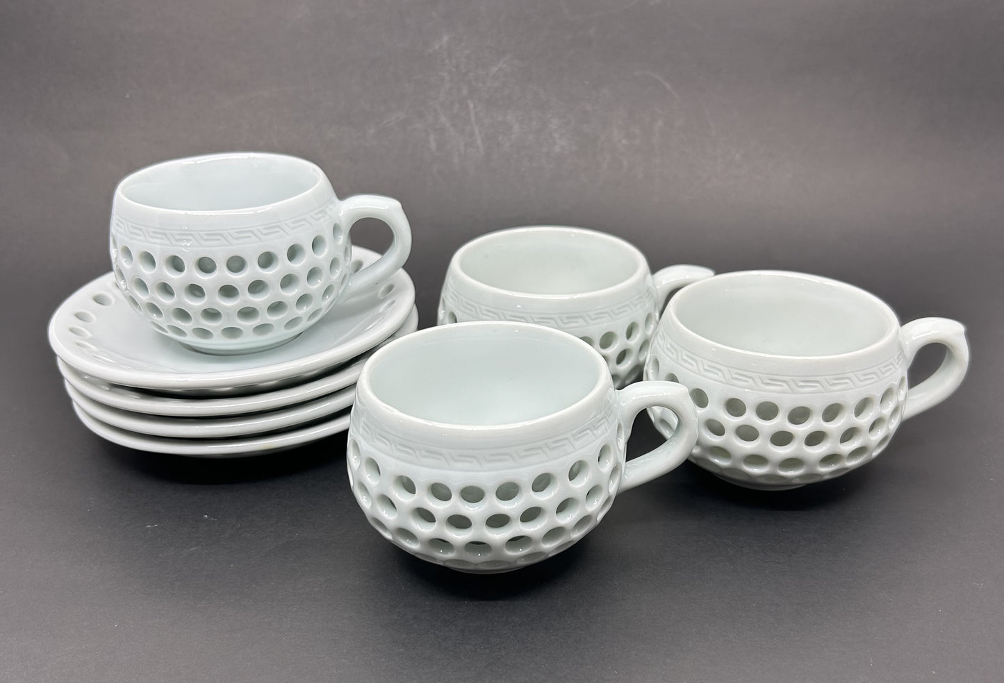 Artisan Contemporary Reticulated Circles Tea cups and Saucer - Set of 4