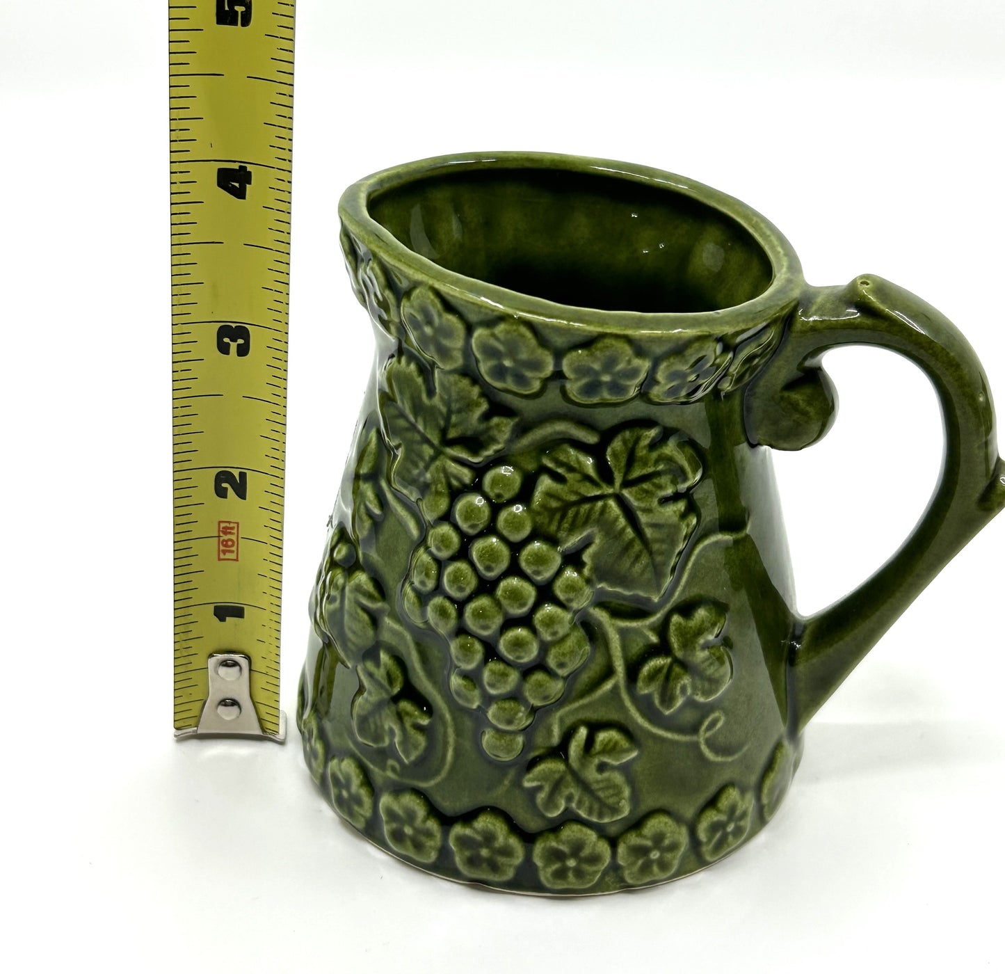 Vintage Avocado Green Grapes Gilford Ceramic Measuring Jugs - Set of 4