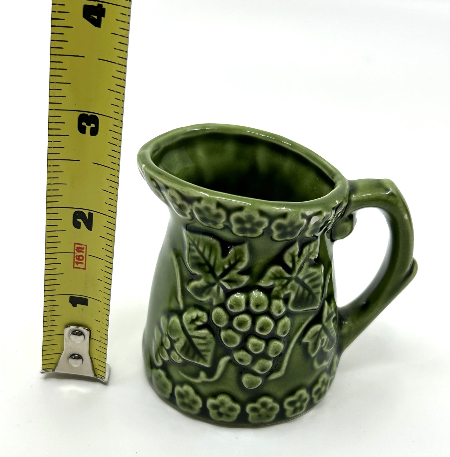 Vintage Avocado Green Grapes Gilford Ceramic Measuring Jugs - Set of 4