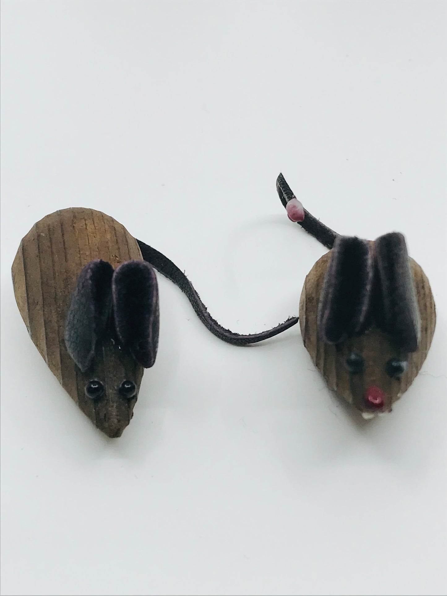 Vintage Wooden Miniature Mouse Family - Set of 4