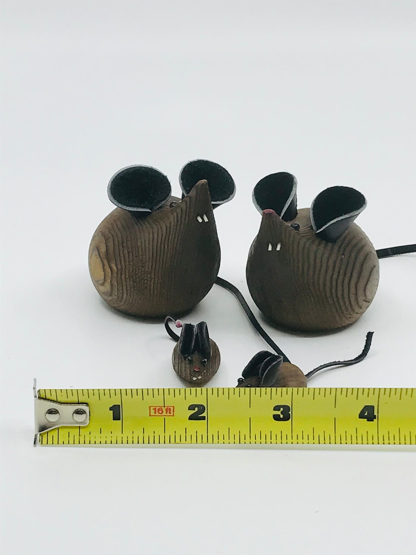Vintage Wooden Miniature Mouse Family - Set of 4