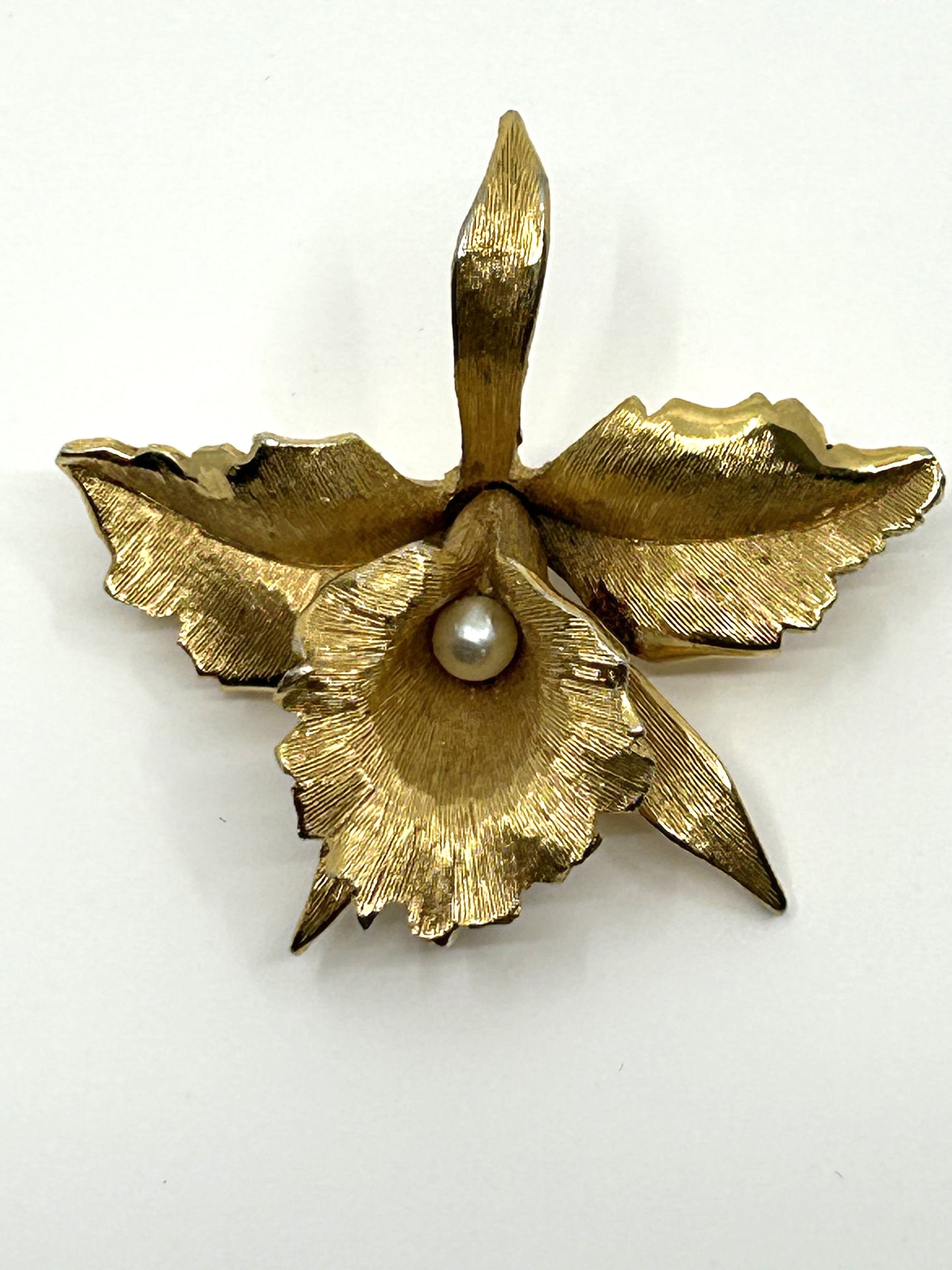 Vintage Textured Goldtone Orchid w/Pearl Brooch