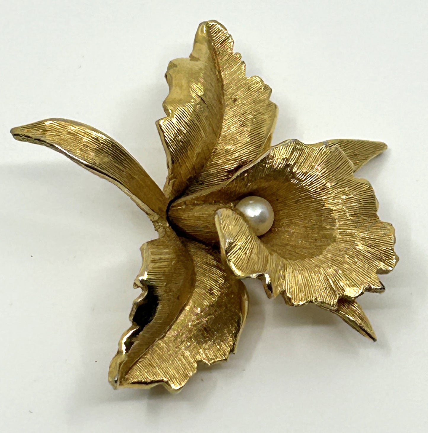 Vintage Textured Goldtone Orchid w/Pearl Brooch