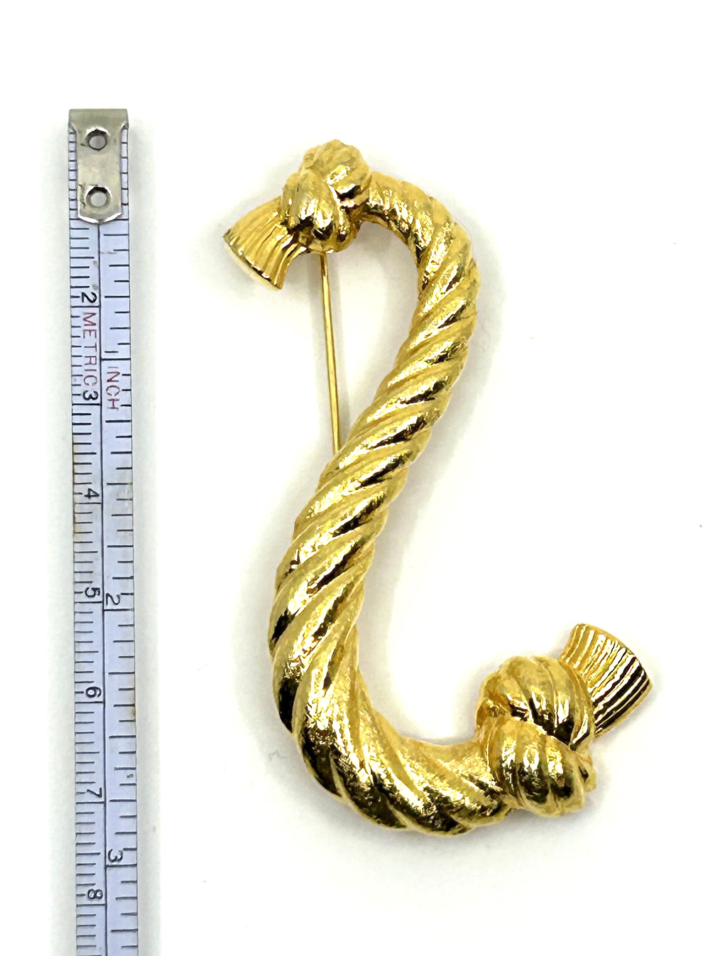 Vintage Goldtone Swirl Nautical Rope Brooch