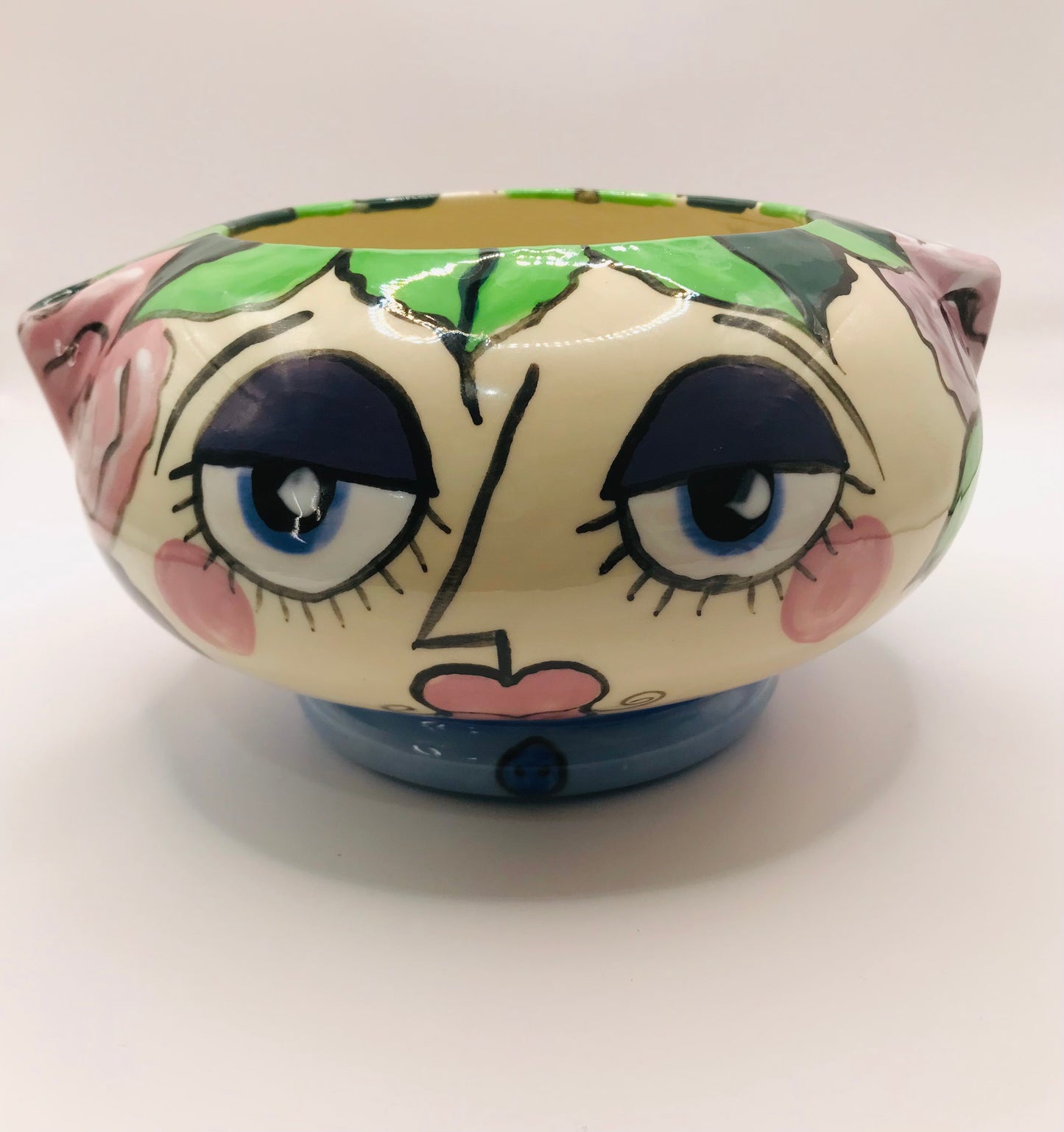 Patricia Golding Paquin Big Face and Roses Self-Watering Planter