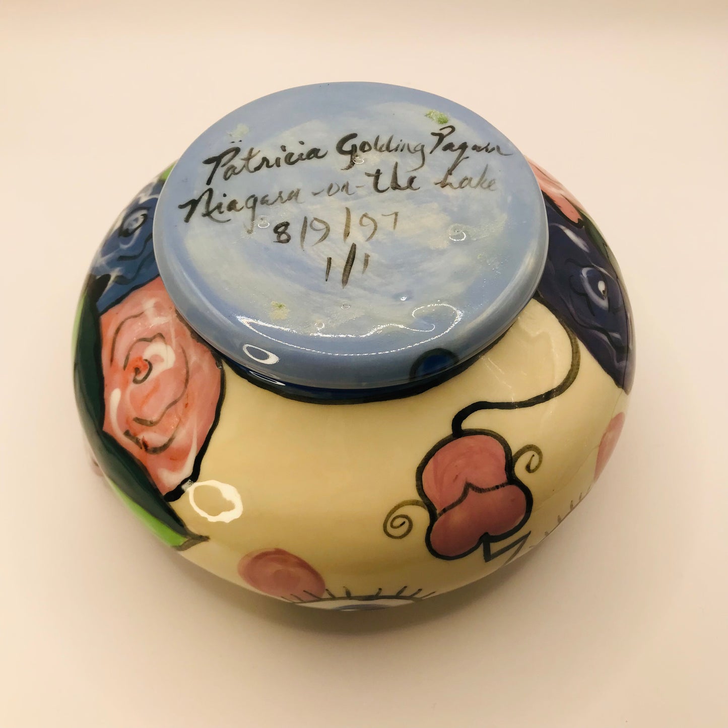 Patricia Golding Paquin Big Face and Roses Self-Watering Planter