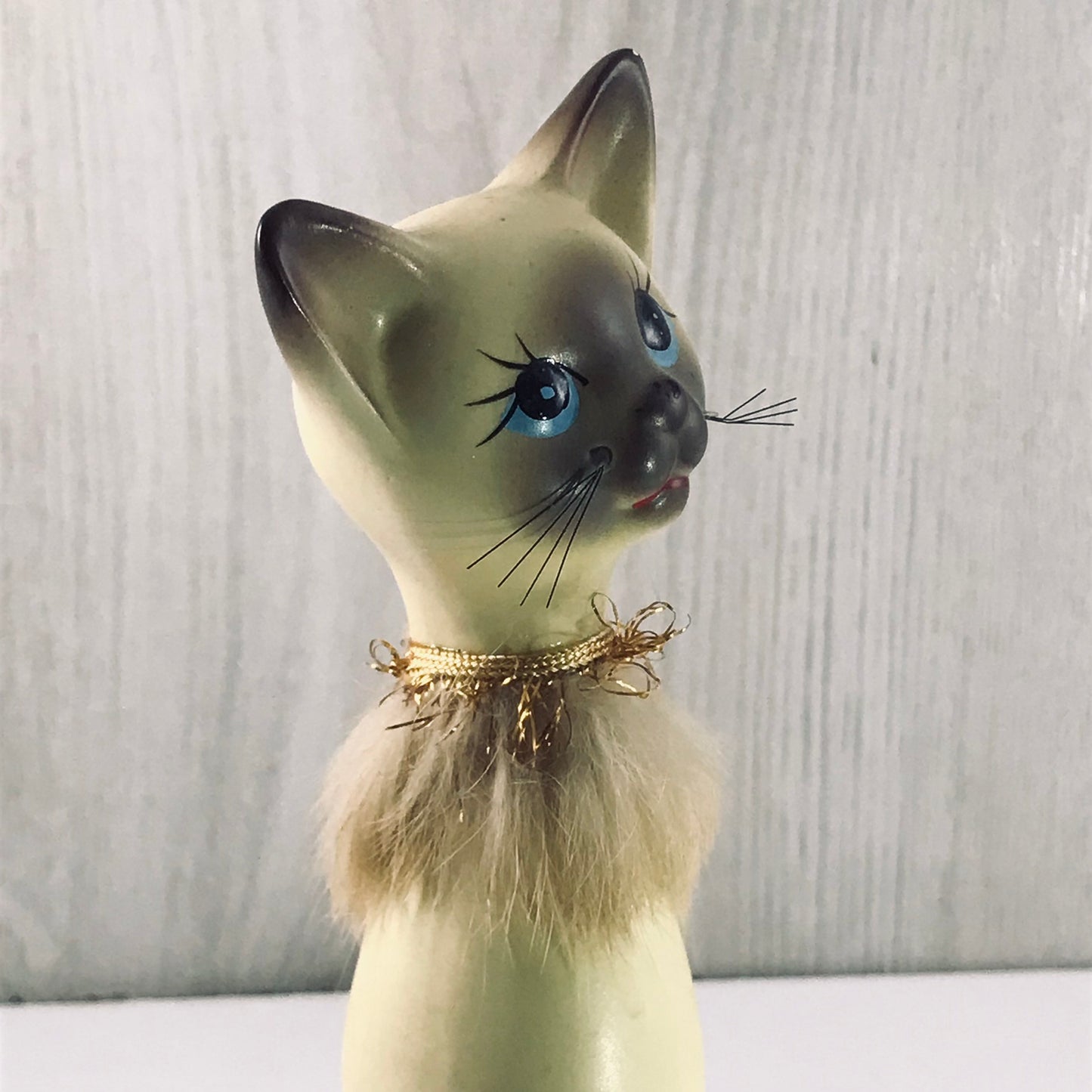 Vintage Giftcraft Trio of Siamese Sitting Ceramic Cats, Furry Gold and Silver Trimmed Collars