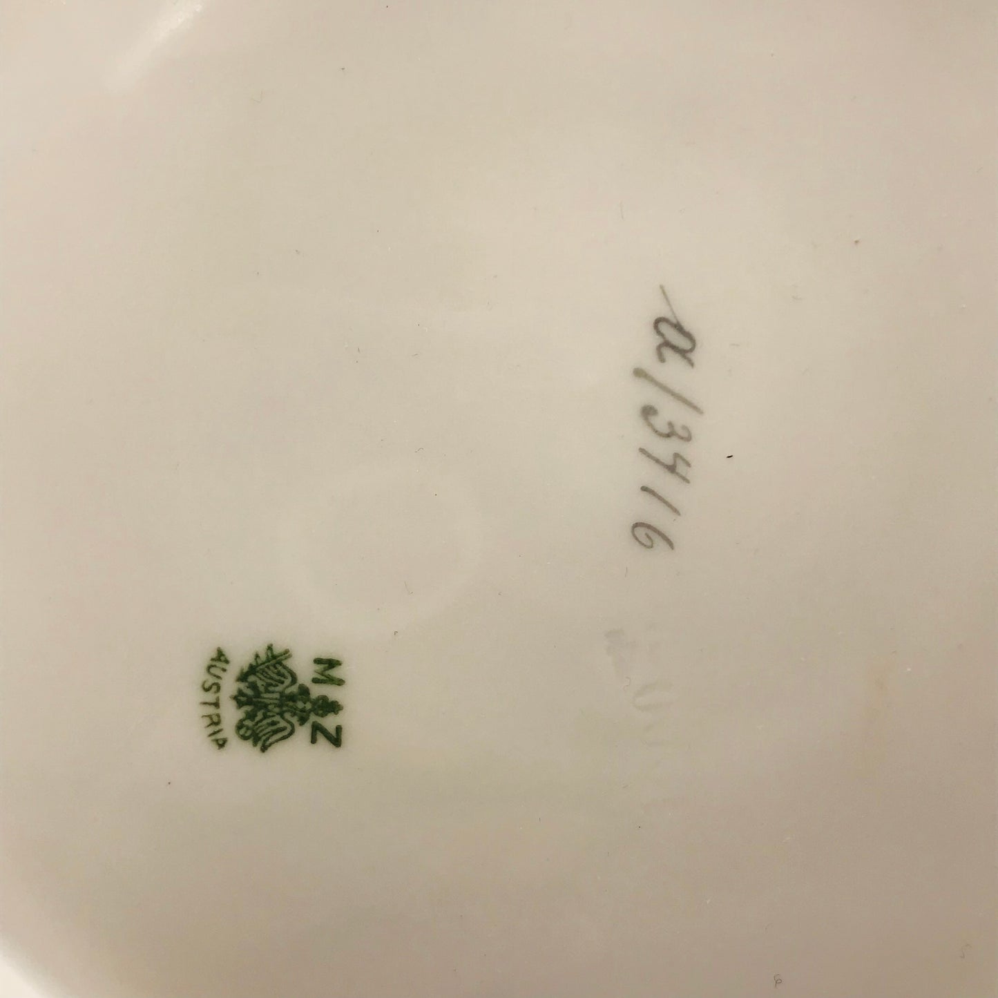 M Z Moritz Dekauer Austria Rooster and Turkey Face Off Plate