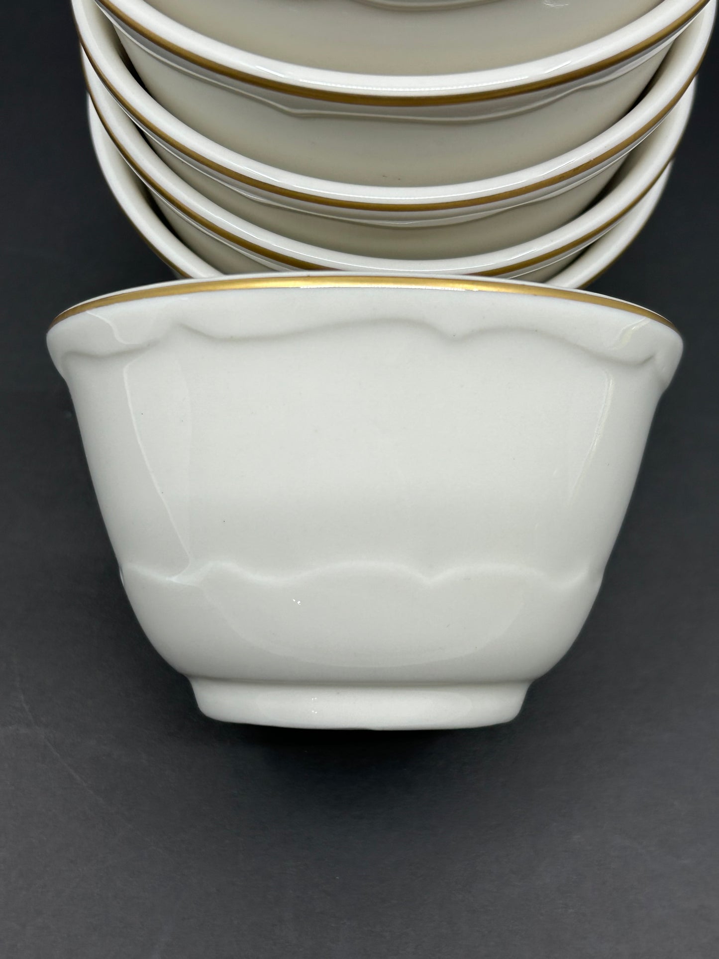Syracuse of Canada 70 Restaurant Ware Mini White Bowls with Gold Trim
