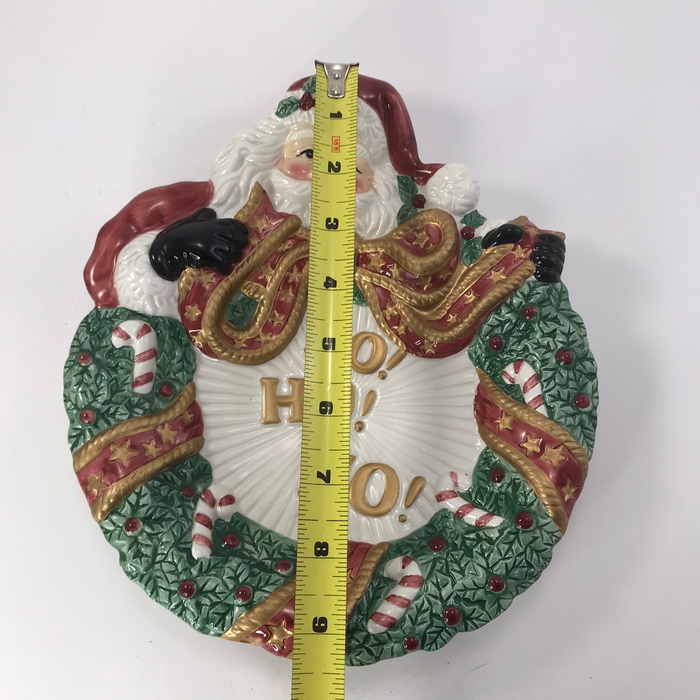 Fitz and Floyd Essentials Ceramic HO HO HO Santa Claus Hugging a Christmas Wreath Décor Plate